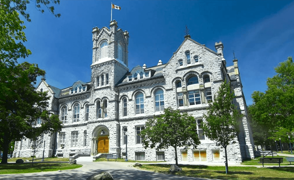 Queen's University Ranking, Courses, Fees, Admission 2024