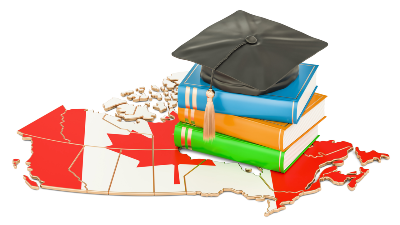 https://leapscholar.com/blog/wp-content/uploads/2022/01/List-of-Blacklisted-Colleges-in-Canada.png