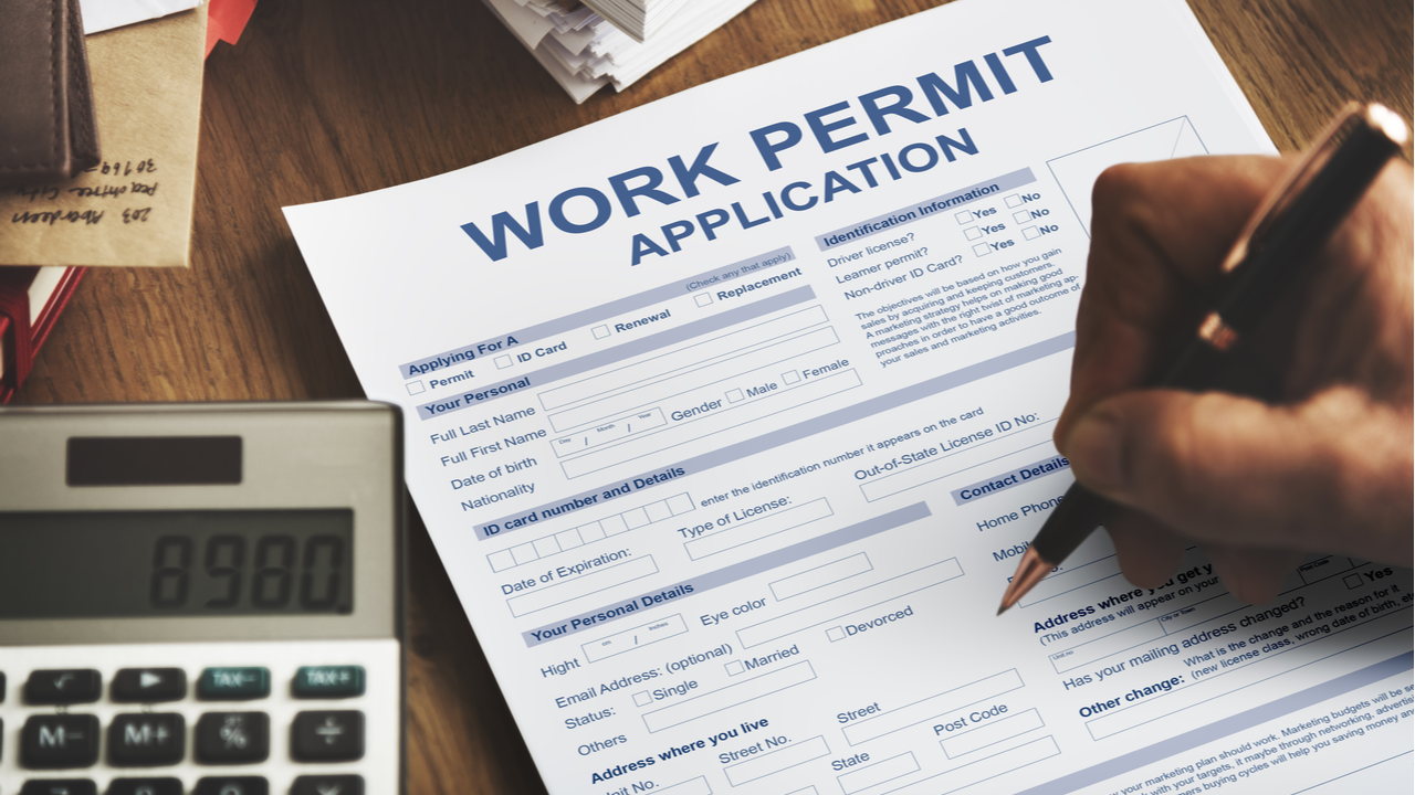 post-graduation-work-permit-or-pgwp-canada-2022-meaning-eligibility