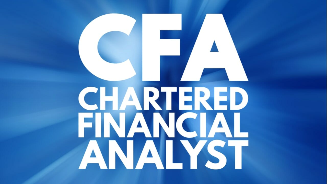 cfa salary in uk