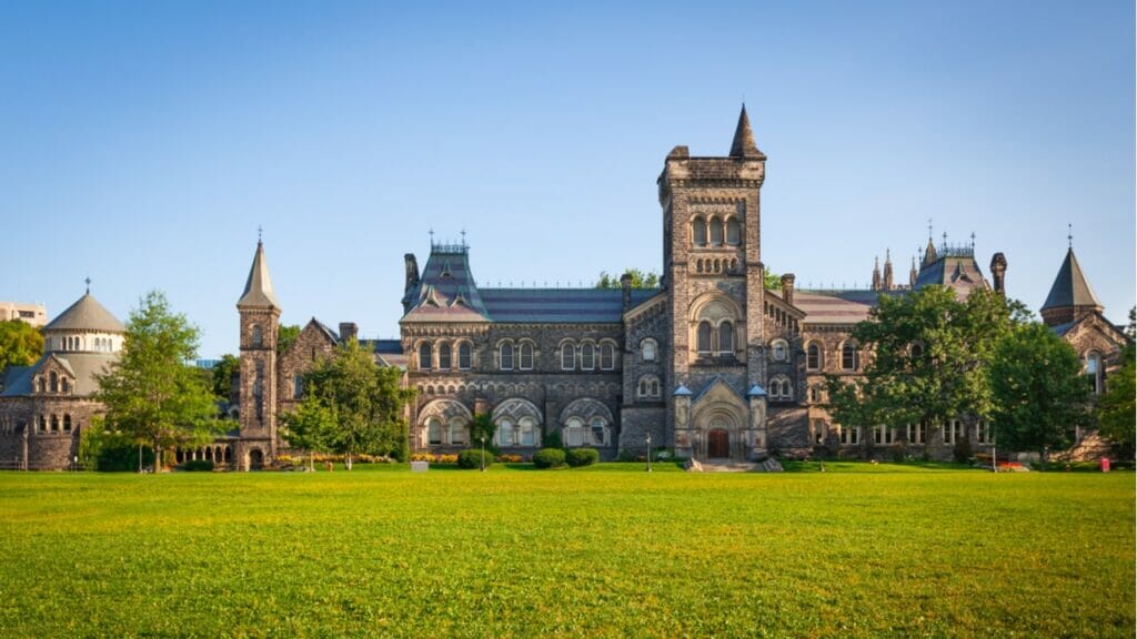 university of toronto scholarships