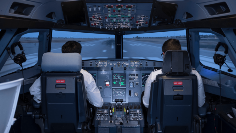 pilot training in usa for indian students fees