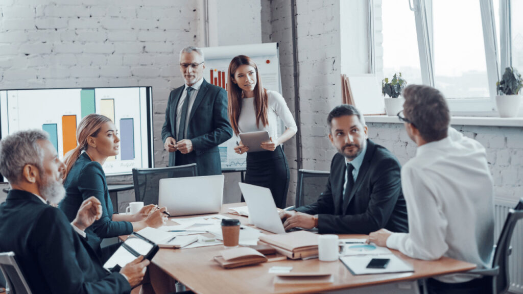 Your Complete Guide to an MS in Business Analytics in USA 2025